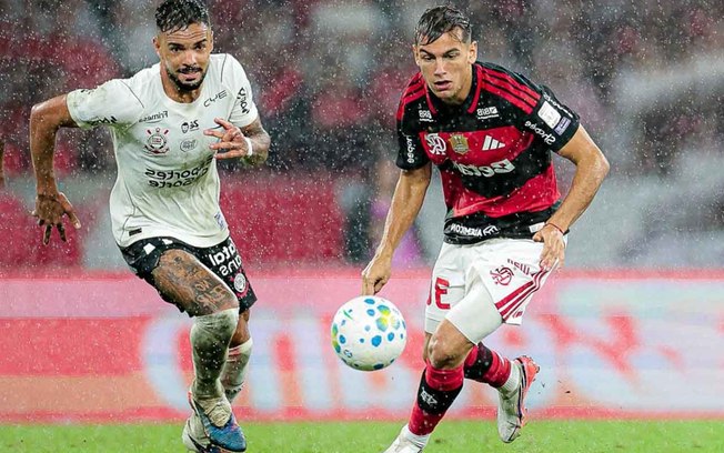 Com times mistos, Estudiantes e Platense duelaram antes de encarar Corinthians e Fluminense, respectivamente