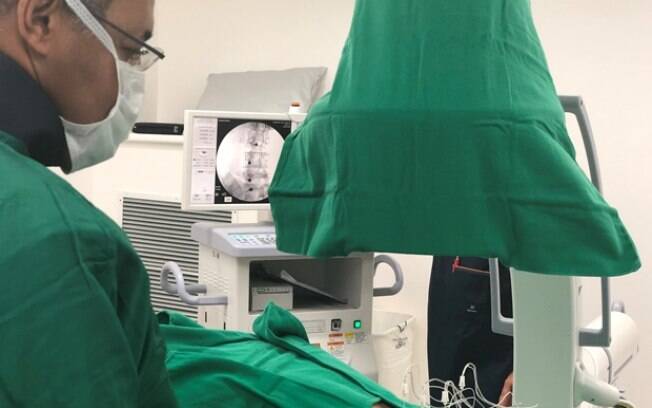 Dores na coluna: quais são as opções de tratamento?