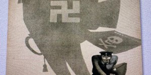Homem é preso com pornografia infantil e material nazista em SP
