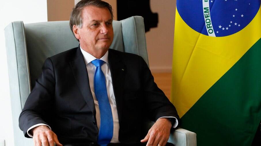 Bolsonaro negou que PEC ultrapasse responsabilidade fiscal 