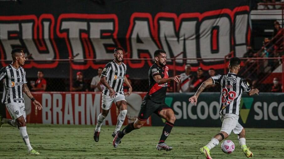 Atlético-MG tropeça e pode ver Flamengo encurtar distância na tabela