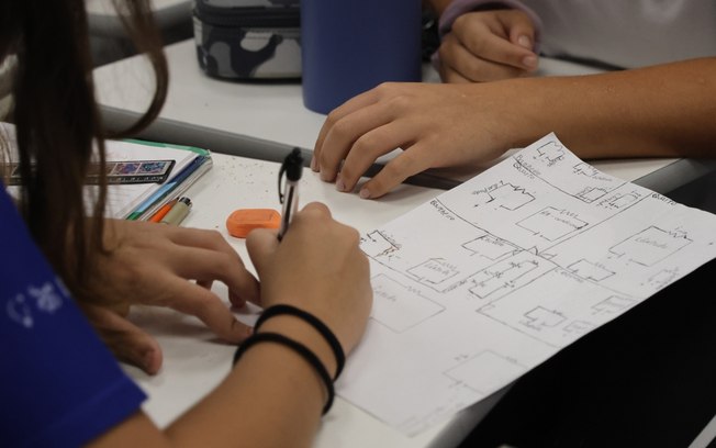 Programa Impacta oferece bolsas de estudos em seis estados Programa Impacta oferece bolsas de estudos em seis estados