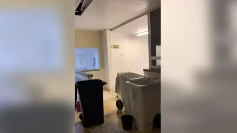 Vídeo de goteira em hospital foi feito por funcionários.