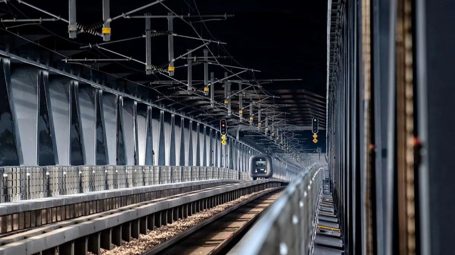 Ferrovia sob a Ponte Öresund 