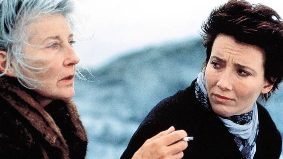Phyllida Law ao lado de sua filha Emma 
