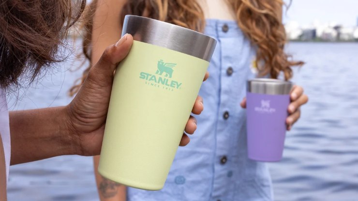 Stanley original por R$ 70 dispara em vendas no Brasil