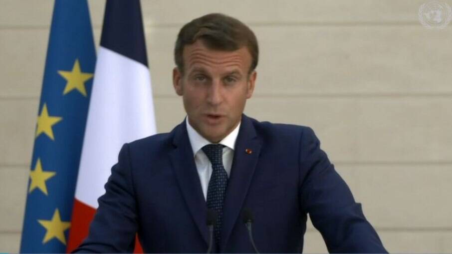Presidente da França anuncia lockdown nacional: 