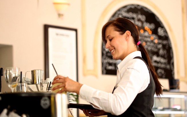Bares e restaurantes: Sudeste e Nordeste têm mais admissões