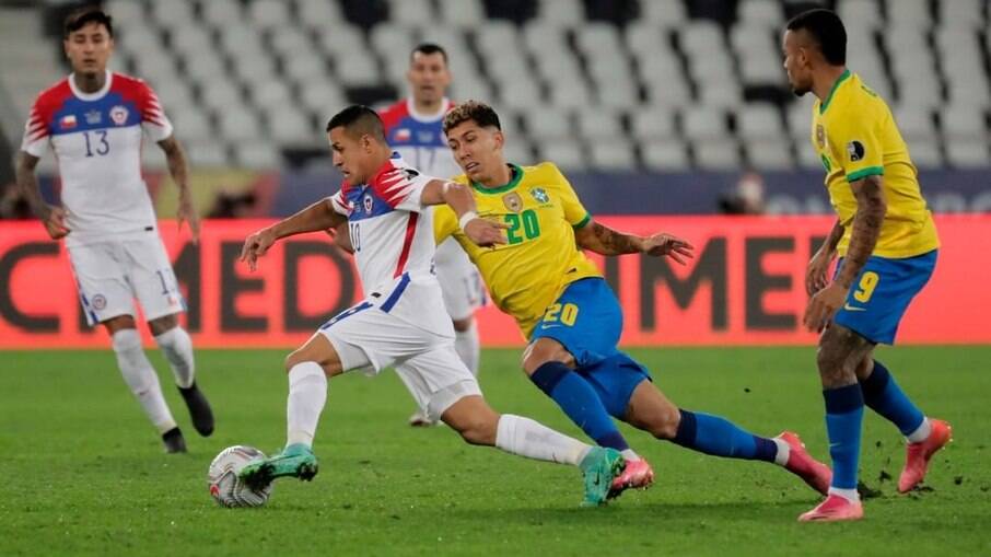 Brasil e Chile se enfrentaram pela última vez na Copa América Brasil e Chile se enfrentaram pela última vez na Copa América
