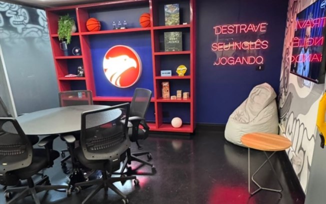 Wizard by Pearson inaugura espaços no Grupo Podpah