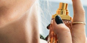 5 perfumes árabes bons e baratos que duram o dia inteiro