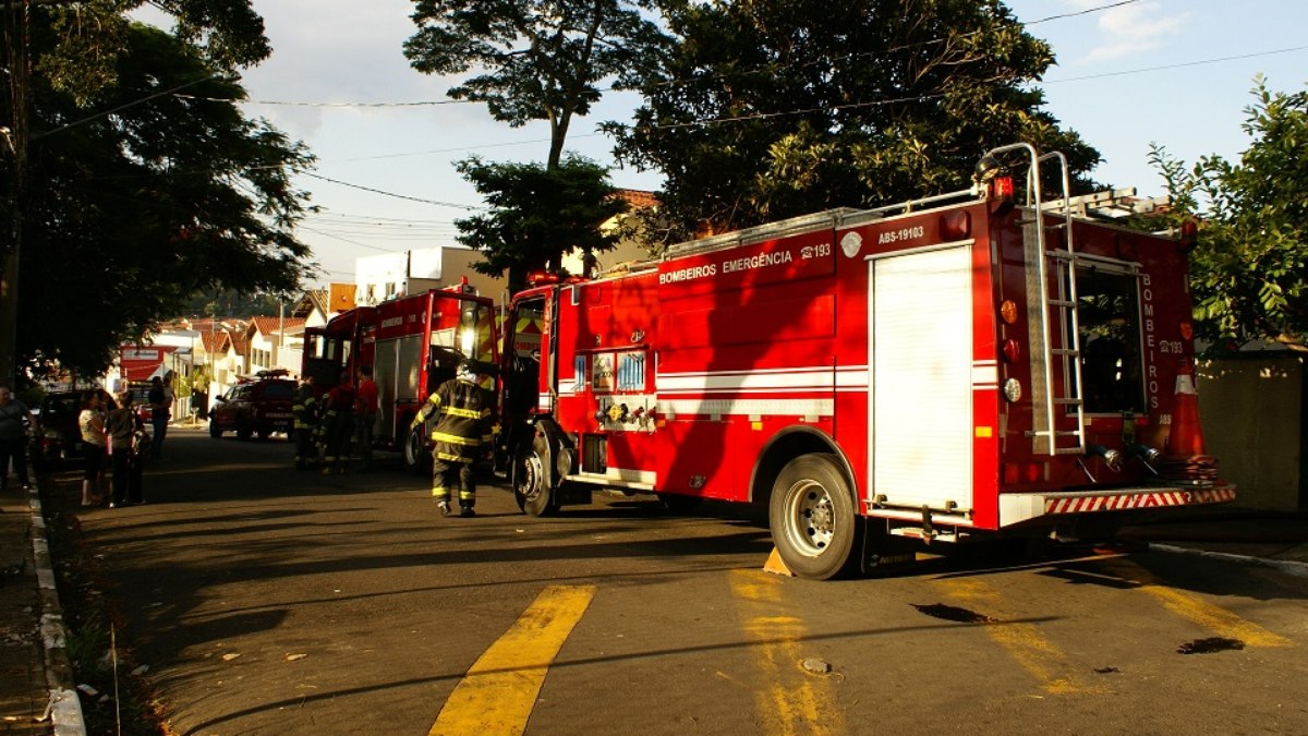 Corpo de Bombeiros foi acionado por volta das 16h30