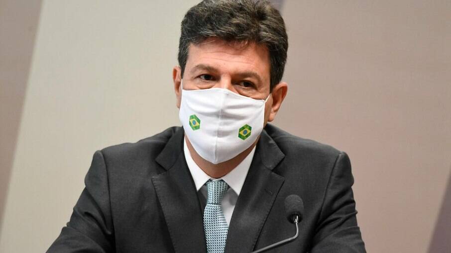 O ex-ministro da Saúde Luiz Henrique Mandetta disse à CPI que Bolsonaro tinha um conselho paralelo sobre a pandemia