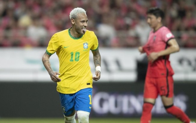 Neymar fica a quatro gols de igualar Pelé na artilharia da Seleção