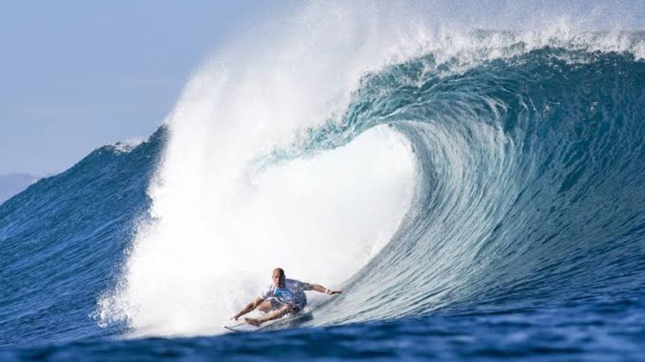 Kelly Slater - Tubo