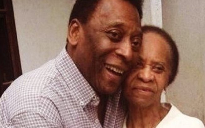 Morre mãe do Pelé, aos 101 anos