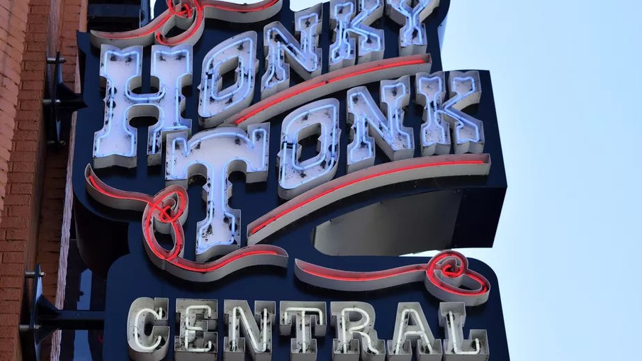 Nashville é a capital da música country dos Estados Unidos. O Honky Tonk é um dos lugares indicados