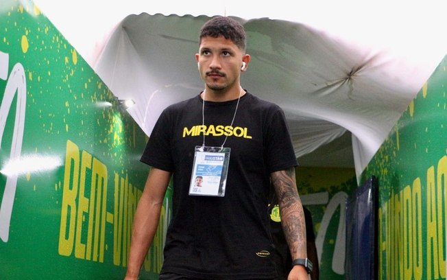 Yuri Lima fala pela primeira vez após término com IZA: ‘Acabei com a confiança da pessoa que eu mais amo’