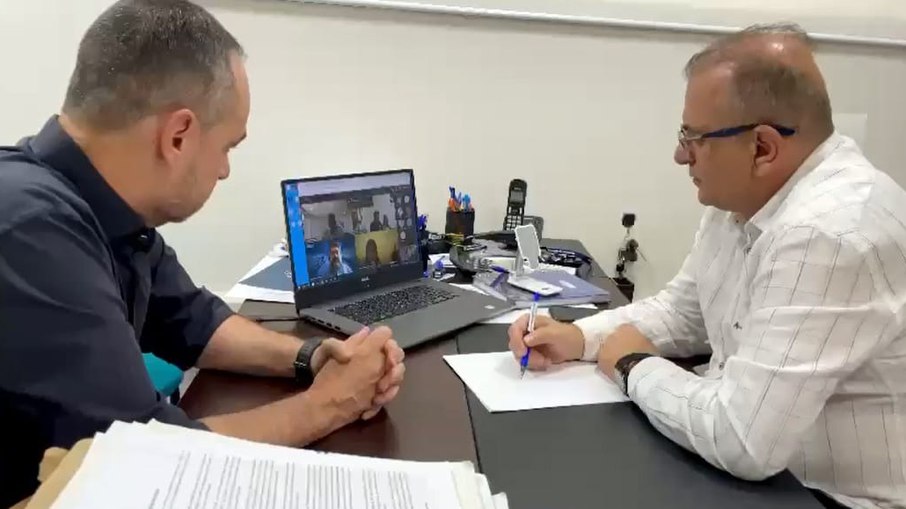 Em setembro deste ano, o Metrô iniciou a sondagem para as obras da linha 19-Celeste na avenida Paulo Faccini. Em setembro deste ano, o Metrô iniciou a sondagem para as obras da linha 19-Celeste na avenida Paulo Faccini.