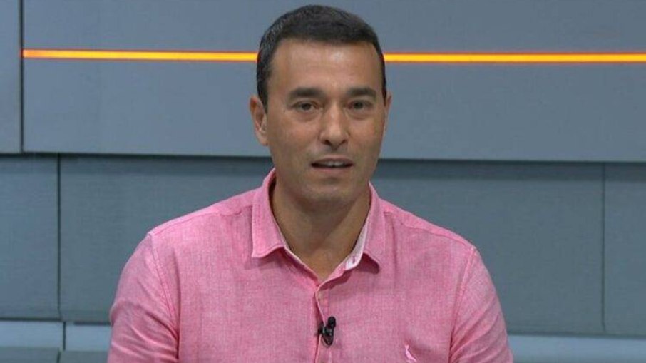 Rizek apaga post polêmico após repercussão envolvendo o Papa Rizek apaga post polêmico após repercussão envolvendo o Papa