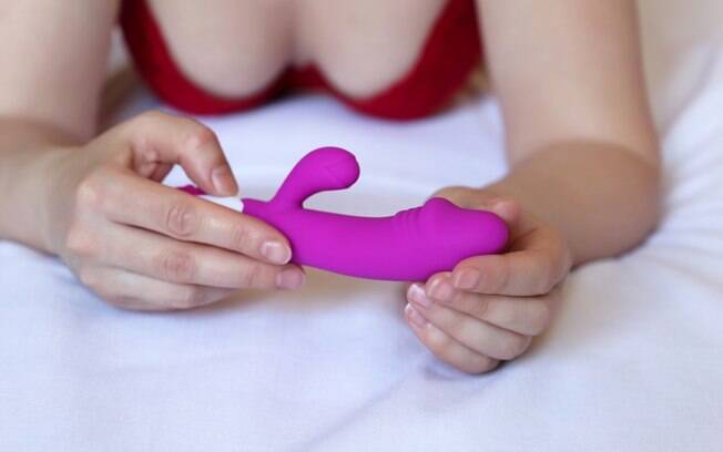 Vibradores são os brinquedos sexuais preferidos das mulheres