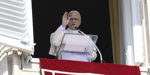 Em dia de eleição no Brasil, papa Leão XIV envia recado de paz