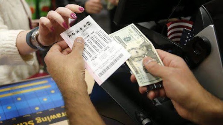 Powerball%20chega%20a%201%20bilh%C3%A3o%20de%20d%C3%B3lares%3B%20veja%20como%20jogar