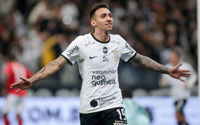 Aniversariante, Mosquito agradece o carinho da torcida do Corinthians: 'Espero retribuir com gols e títulos'