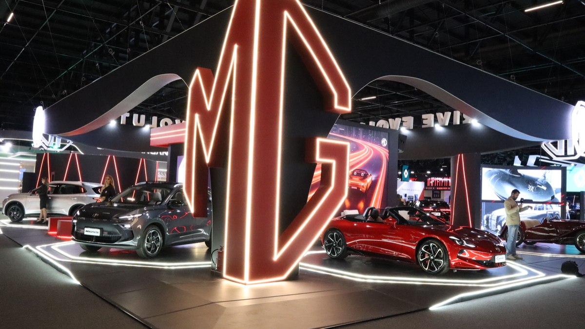 Estande da MG Motor no Salão do Automóvel 2025