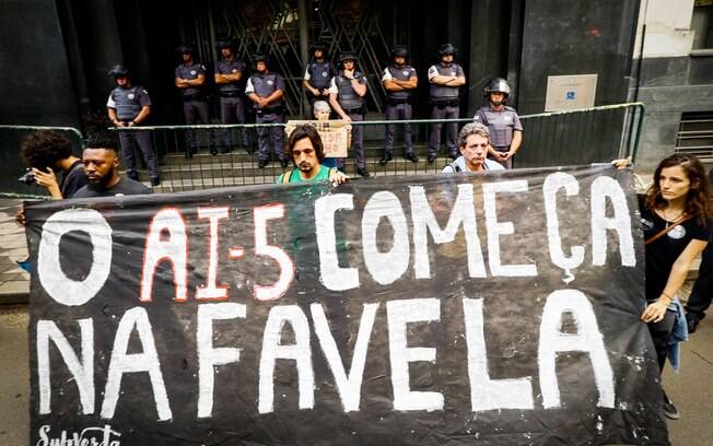 Coalizão Negra por Direitos em protesto em frente a sede da Secretaria de Segurança Pública do Estado de São Paulo, a política do governo de Doria.