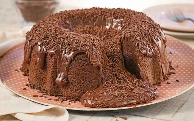 Foto da receita Bolo Vulcão de Brigadeiro pronta.