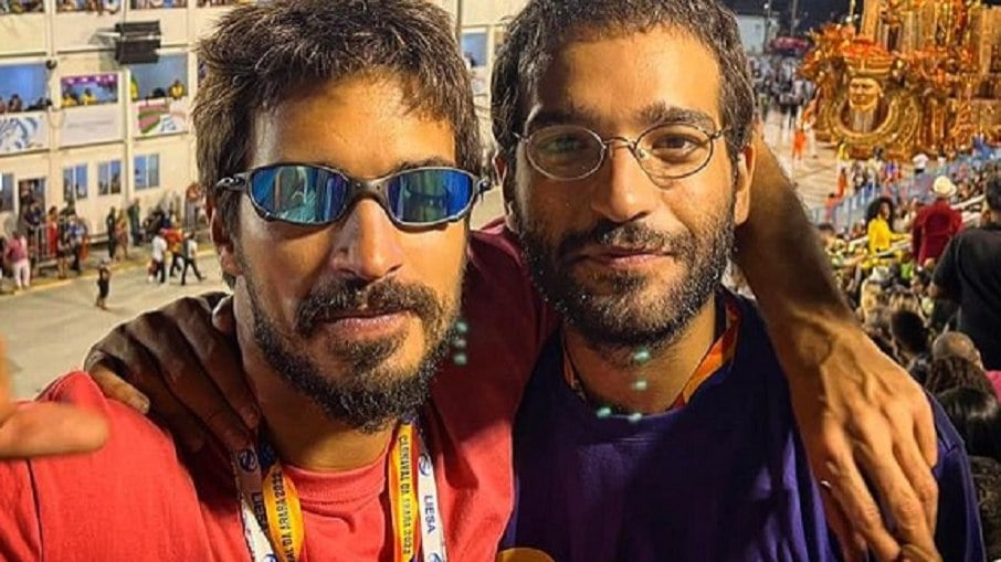 Humberto Carrão e o amigo Thales Junqueira foram vítimas de fake news