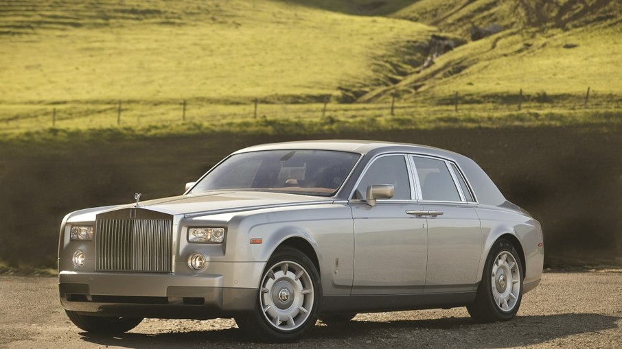 Sétima geração do Rolls-Royce Phantom foi lançada em 2003