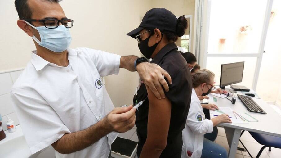 Vacinação contra Covid em Campinas.