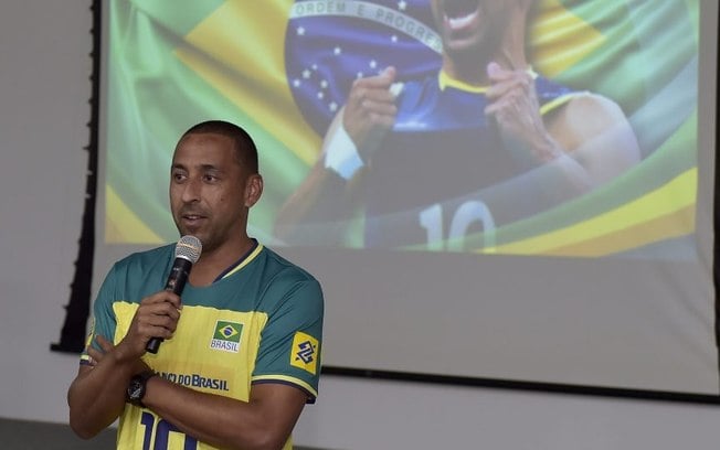 Serginho será auxiliar de Bernardinho na seleção masculina de vôlei