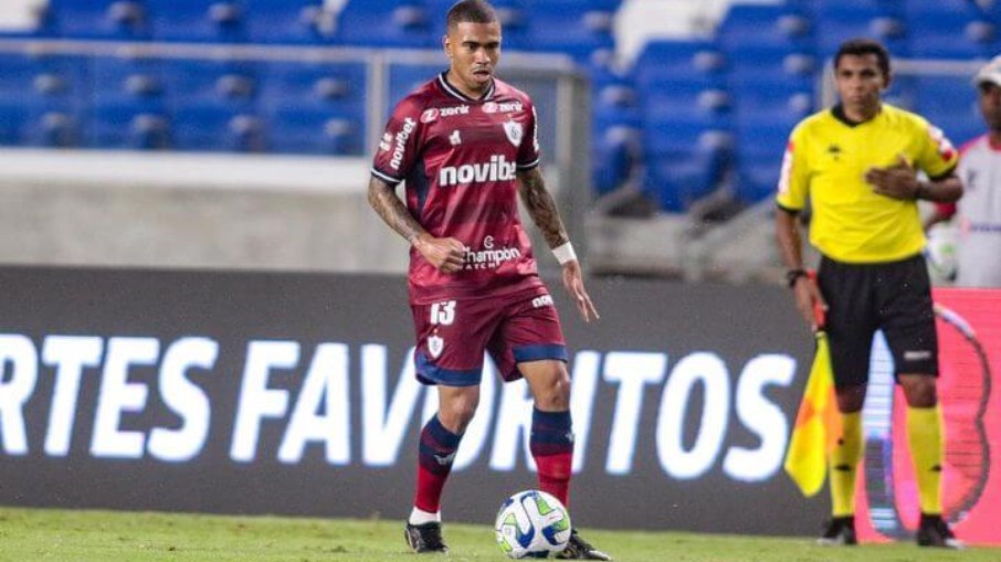 Lucas Esteves está emprestado pelo Palmeiras ao Fortaleza