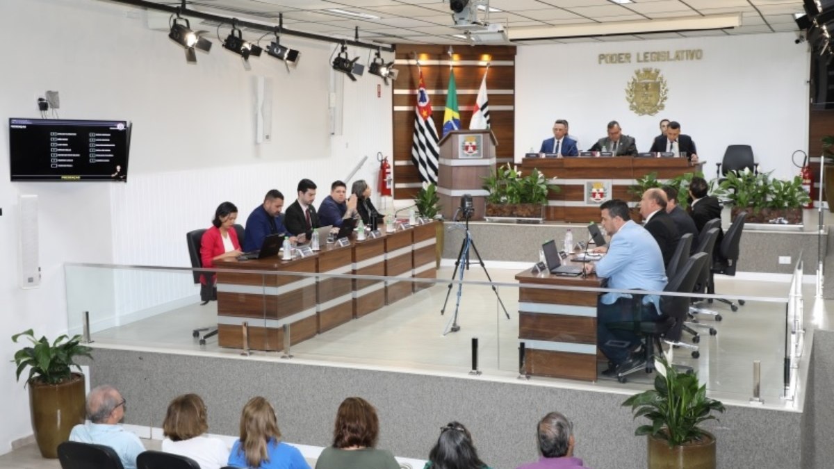 Vereadores participam da 1ª Sessão Extraordinária da 19ª Legislatura de Vinhedo