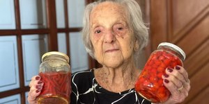 Aos 101 anos, vovó encanta web com receitas afetivas