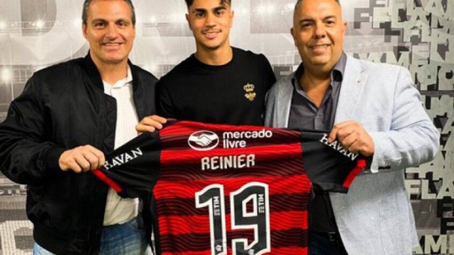 Benfica inicia conversas para contratar Reinier, ex-Flamengo