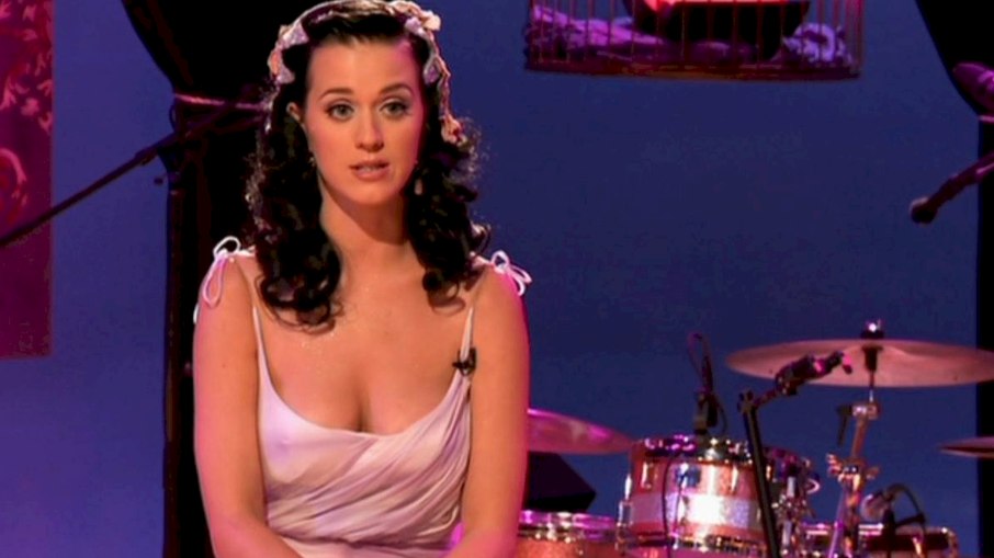 Katy Perry anuncia 'Live At MTV Unplugged' de 2009 em vinil lilás Katy Perry anuncia 'Live At MTV Unplugged' de 2009 em vinil lilás