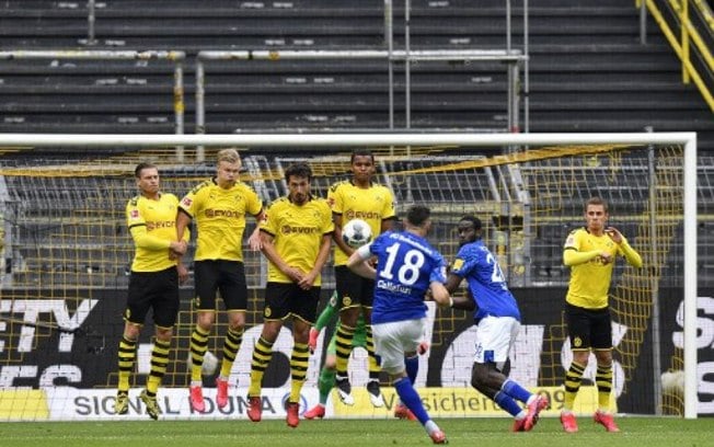 Borussia Dortmund x Schalke 04: onde assistir, horário e escalações do jogo da Bundesliga
