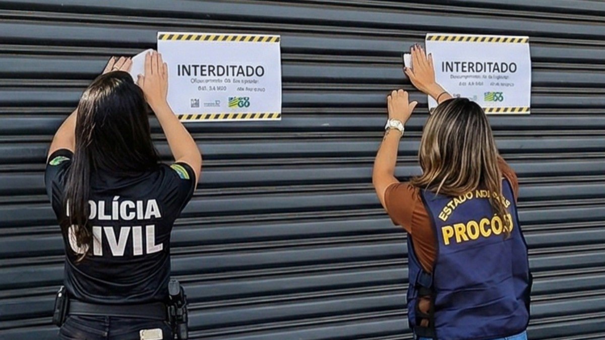 Operação lacra 4 oficinas por fraude em Goiânia
