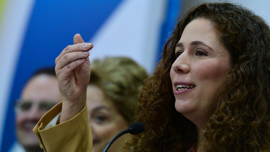 Esther Dweck, ministra da Gestão e da Inovação em Serviços Públicos do Brasil Esther Dweck, ministra da Gestão e da Inovação em Serviços Públicos do Brasil