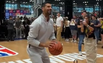 Lenda do tênis, Djokovic faz 3 cestas de 3 pontos seguidas; veja o vídeo