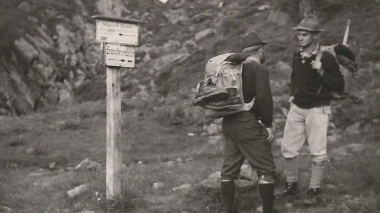 Alpes%20austr%C3%ADacos%3A%20homem%20reencontra%20mochila%20perdida%20h%C3%A1%2063%20anos%20no%20gelo