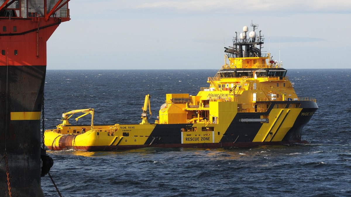 O segredo do navio que quebra gelo e atravessa ondas no Ártico - Foto
