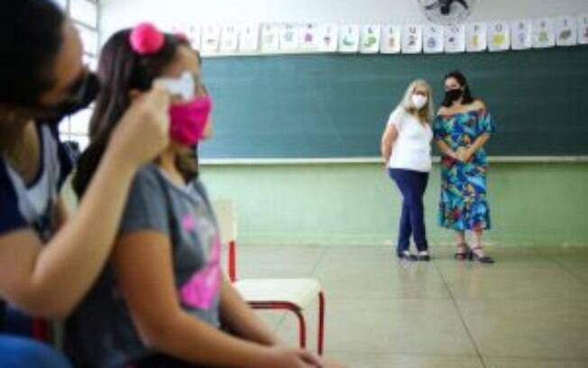 ’Pequenos Olhares’ atende 620 alunos da Escola Bartyra de Aquino Noronha ’Pequenos Olhares’ atende 620 alunos da Escola Bartyra de Aquino Noronha