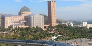 Trânsito em Aparecida (SP): prefeito critica Dutra e Santuário