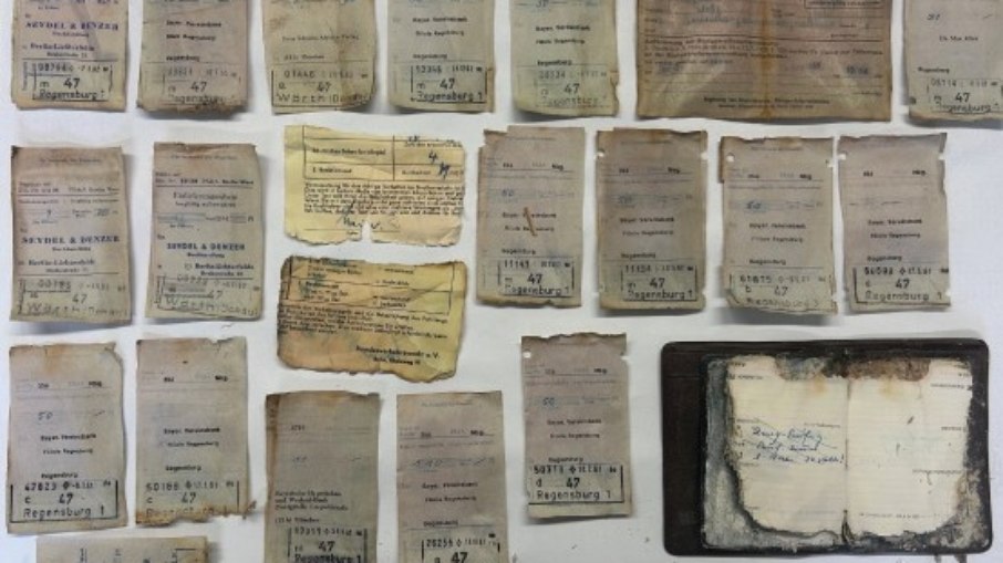 Papéis encontrados dentro da mochila ajudaram a polícia a identificar o dono do objeto