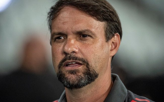 Jornalista do SporTV diz que novo treinador do Vasco 'não tem currículo': 'Tentei lembrar quem era'